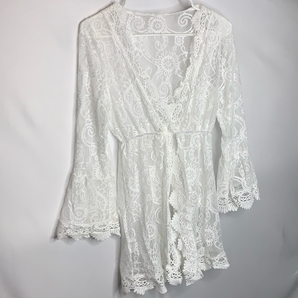 Floral Lace Hollow Crochet swimsuit cover-up - Picture 9 of 11